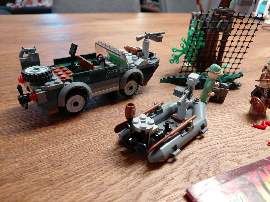 Лего Indiana Jones - Lego 7625 - Преследване край реката