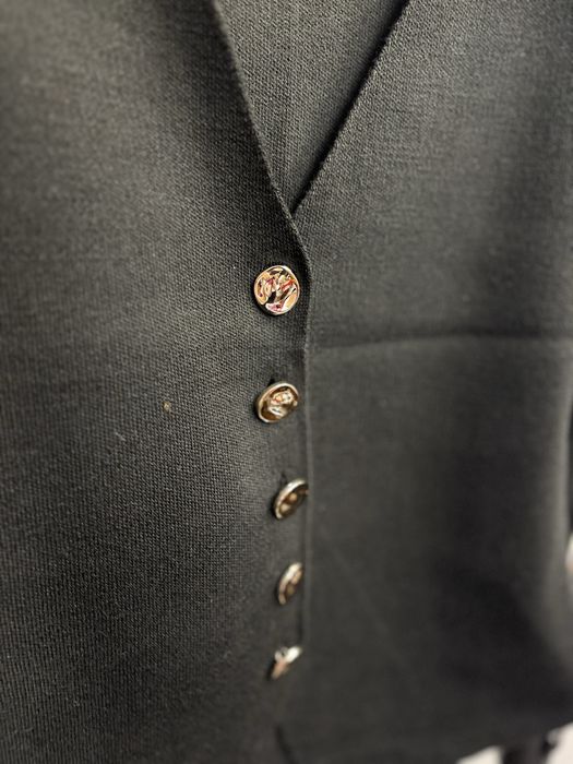 Compleu cu vestuta tricot