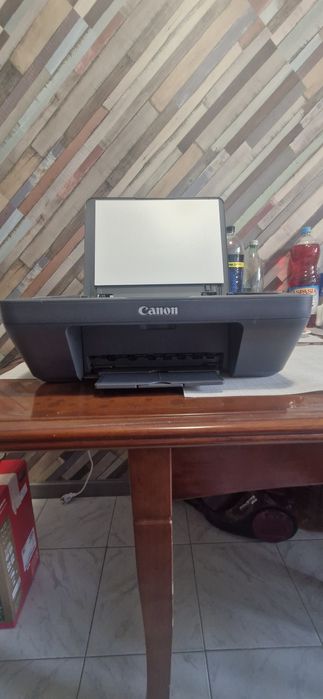 Продавам принтер три в едно марка CANON