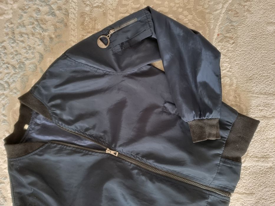 Куртка ветровка худи 4000тг 10-12 лет