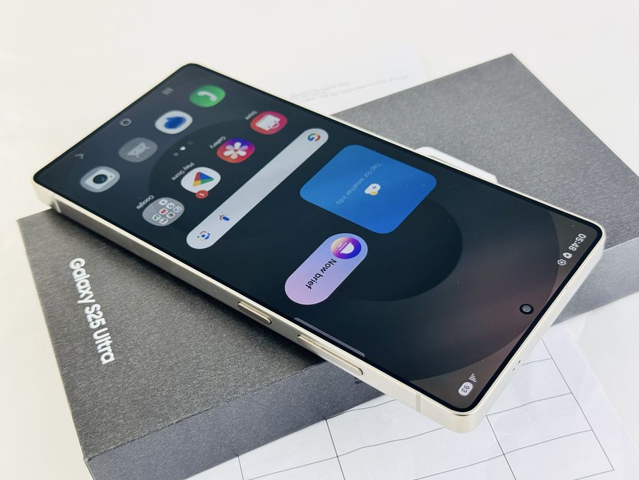 Samsung S25 Ultra 5G 256GB Titanium Gray 100% Батерия 2г. Гаранция!