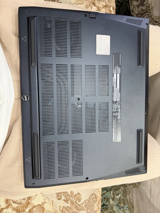 ACER PREDATOR Helios Neo 16S AI |RTX5060|