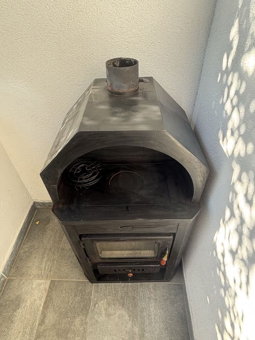 Șemineu Prety stare excelentă
