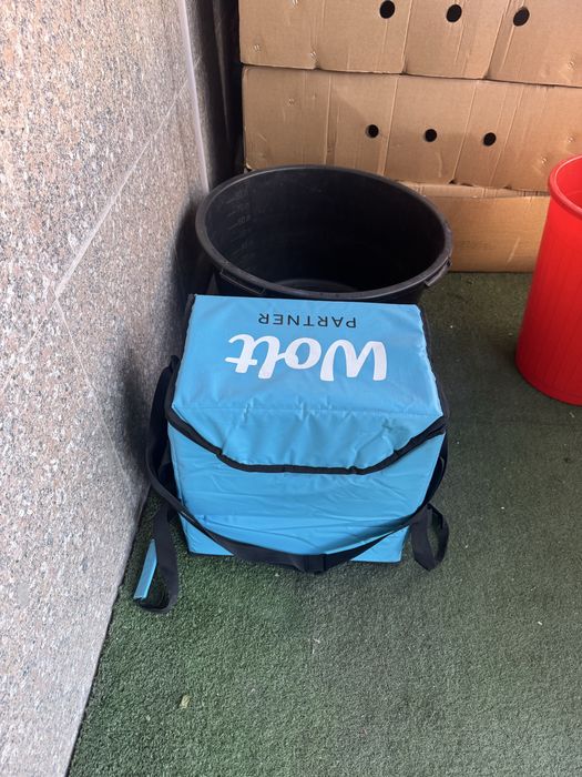 Wolt сумкасы сатылады 2 шт