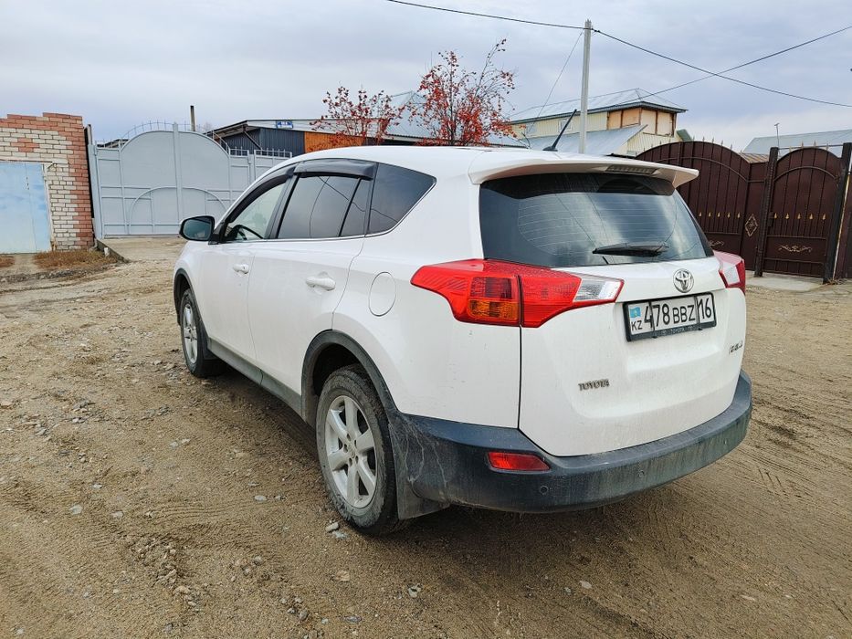 Продам Toyota Rav 4
