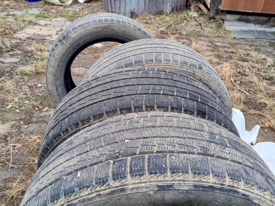Продам шины всесезонные