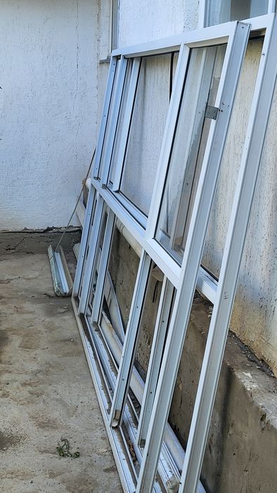 Пластиковые перегородки витражи