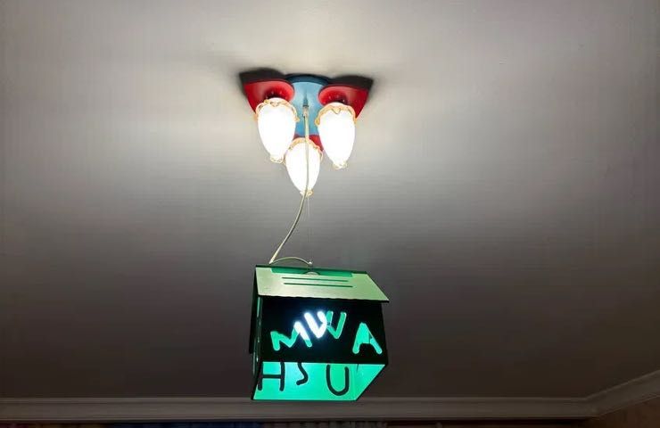 Люстра для детской