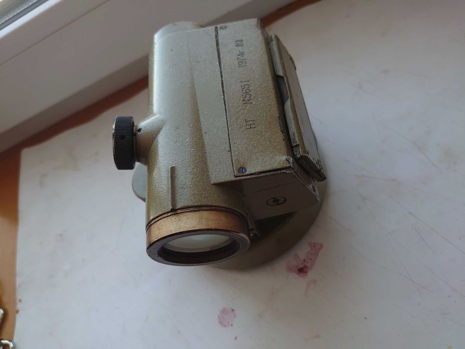 Нивелир НТ СССР  без штатива