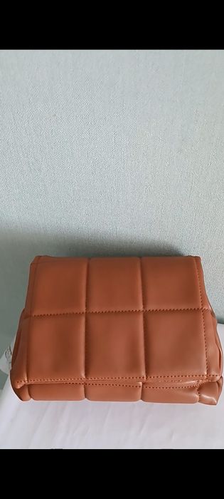 Сумочку-клатч новый