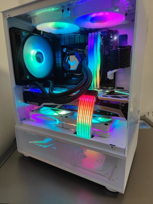 Sistem PC Gaming intel i5 12500 gen 12 , RAM 32 GB 2 TB SSD sursa 650W
