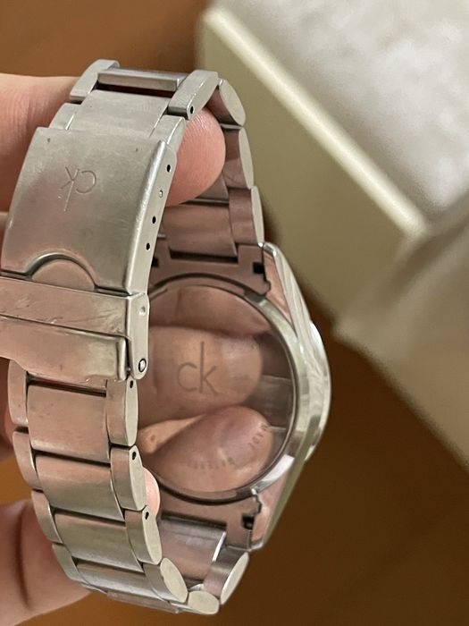 Продаю часы оригинал