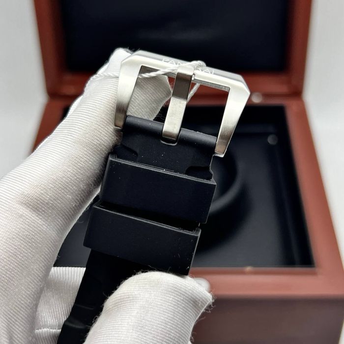 Luminor Panerai - GMT