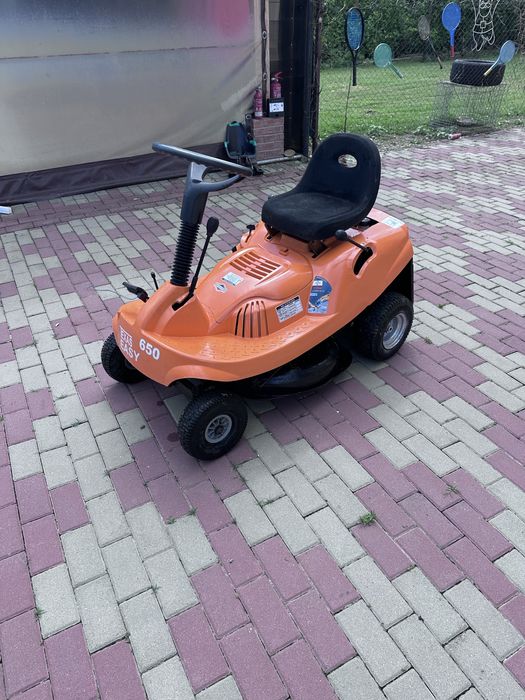 Tractoras de tuns gazon