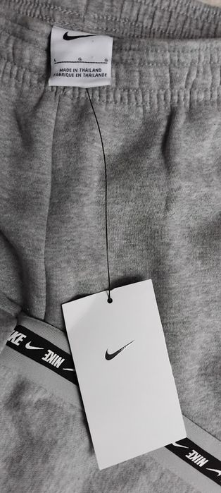 Екип Nike нов оригинален