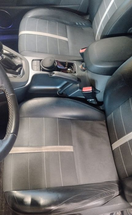 Ford Kuga 2.0 TDCI 140 CP 4x4 166.900 km, climatronic, Sony, 2010