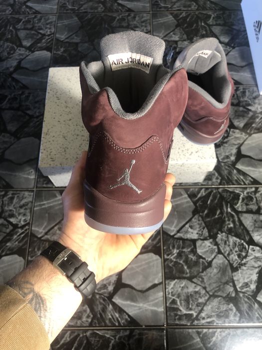 Jordan 5 Burgundy