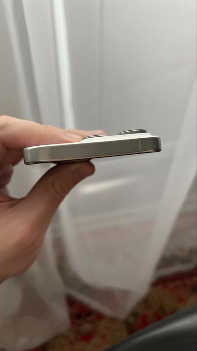 Iphone 16 pro 128GB Белый 93%