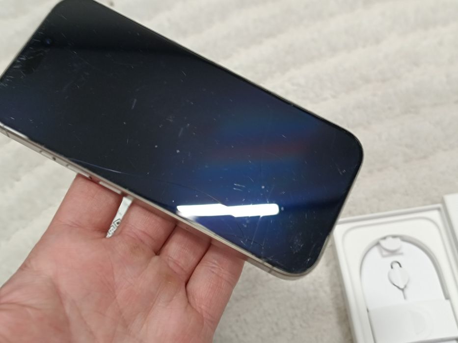 iPhone 16 Pro 128GB Natural Titanium