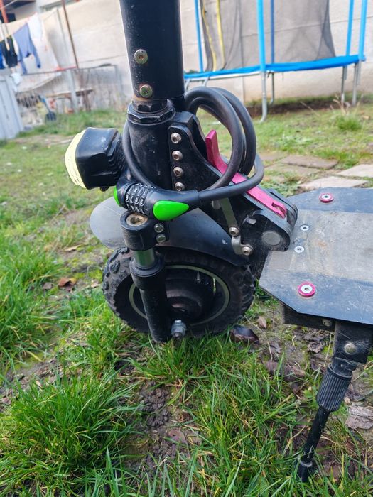 Trotineta electrica hallo knghit