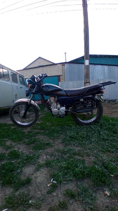 Мотоцикл Десна кантри 200