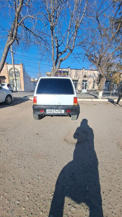 Тико срочна сотилади