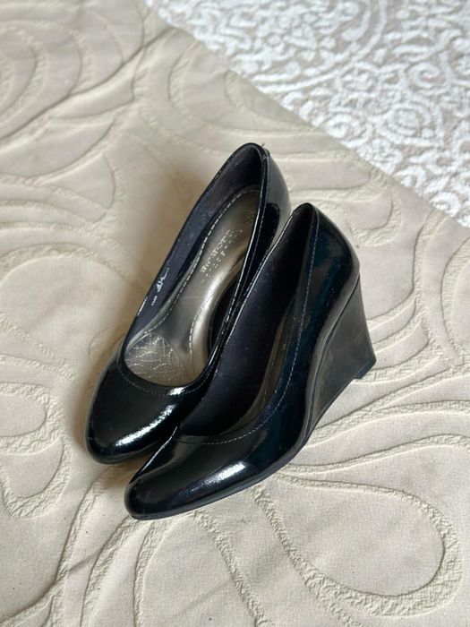 Продам обувь б/у