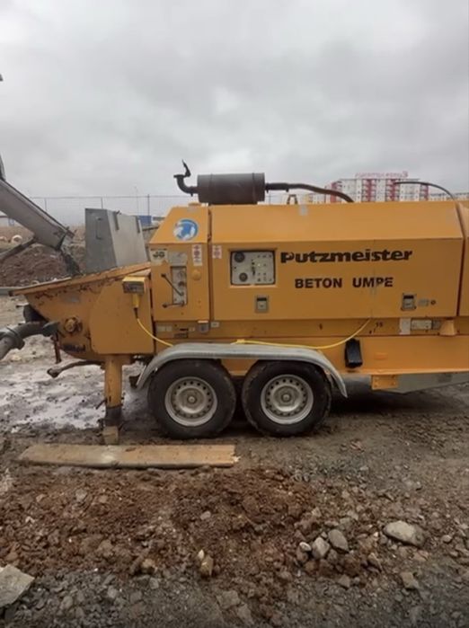 Pompa stationara de beton