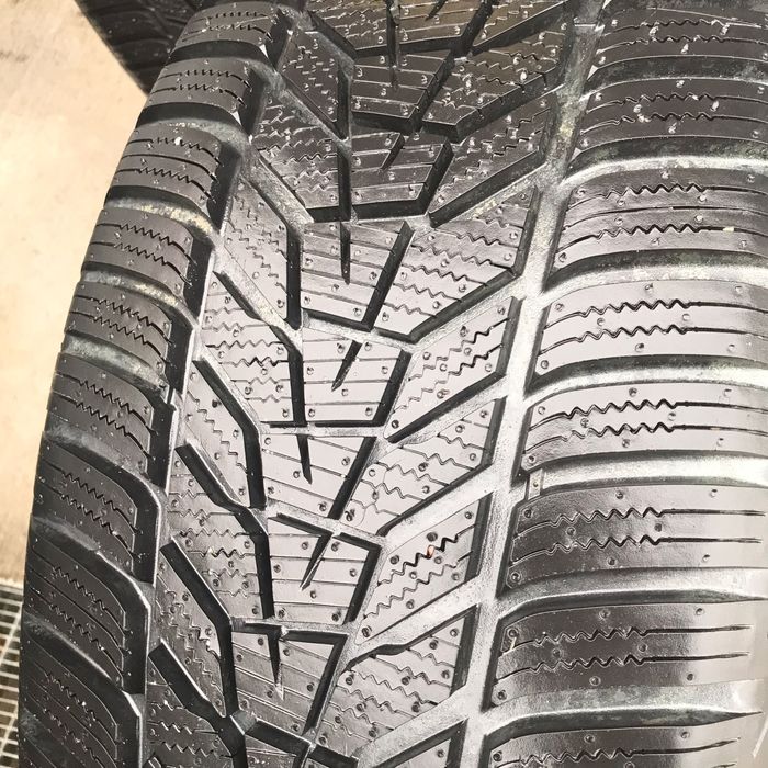 Anvelopa iarna 255 60 R18 Hankook