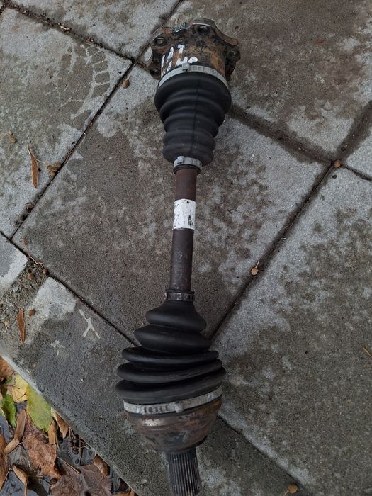 Seat Ibiza 1.9tdi 101к къса полуоска здрави карета и маншони