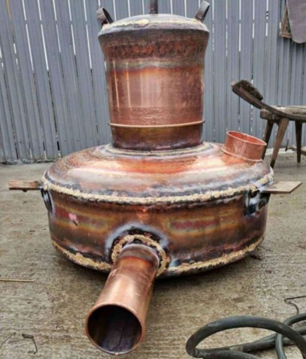 Vând si repar cazane de făcut tuica(palinca)orice  capacitate vrea clientul, ne deplasam oriunde în tara,