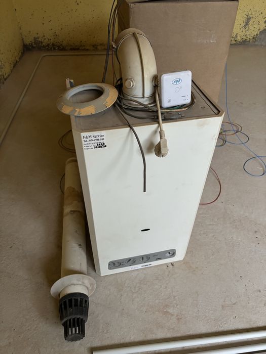 Vand centrala termica, model Arca Pochet 24F