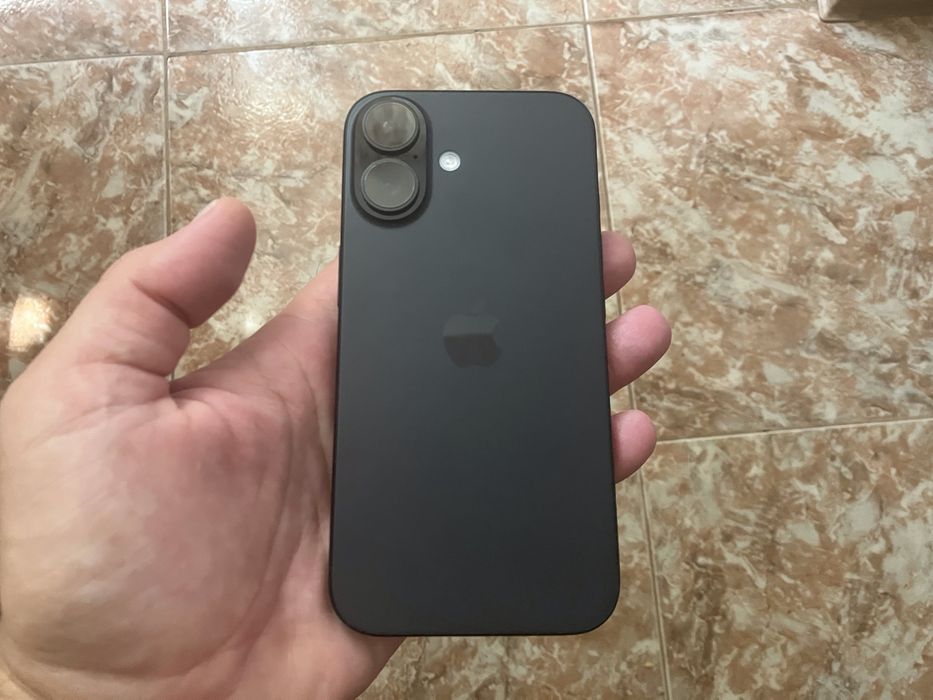 IPhone 16 256гб Перфектен