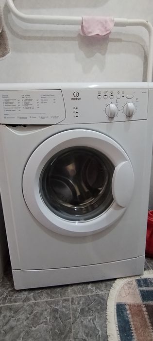 Продам стиральную машинку