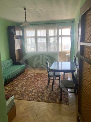 Тристаен апартамент в района на Окръжна болница- 102658