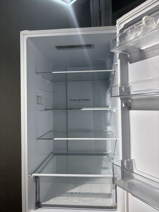 Холодильник Haier CEF535AWG