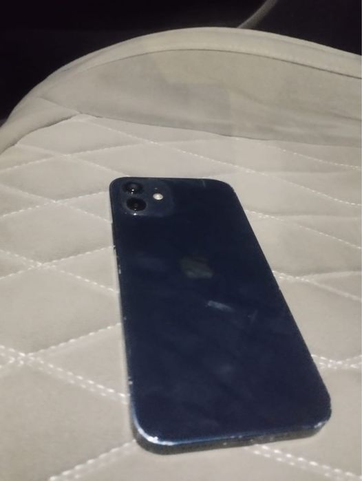 Айфон 12.  128.