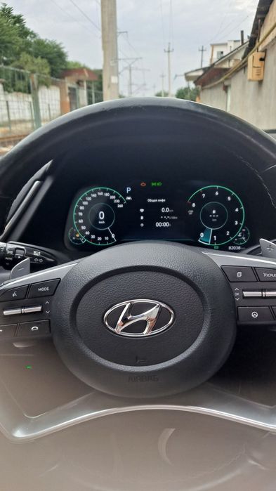 Hyundai sonata 
2022 yil 
Full pozitsiya 
6 pozitsion ponarama 
Obduv,