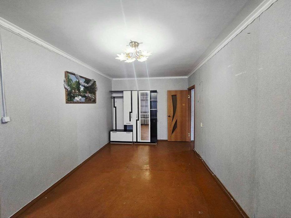 **Продам 2х квартиру в 4 мкр р-н 19 школы,Помощь в Ипоитеке