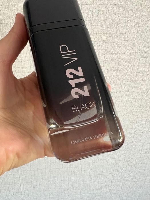 Carolina Hererra 213 VIP Black