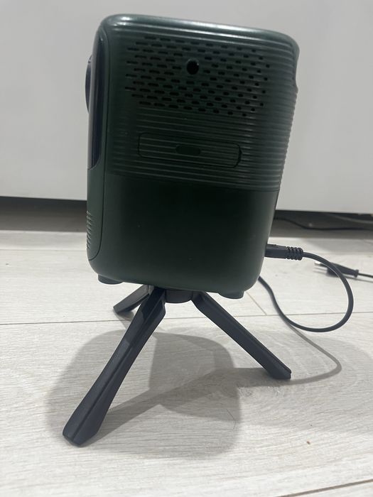 Проектор umiio.