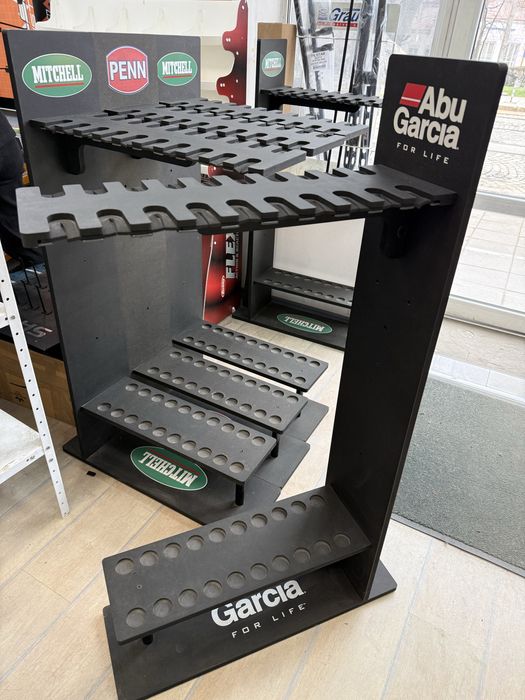 Стелаж за въдици с 20 гнезда