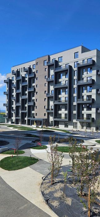 Apartament 3 camere,2 bai,etaj 1/3,lift,an constructie 2026