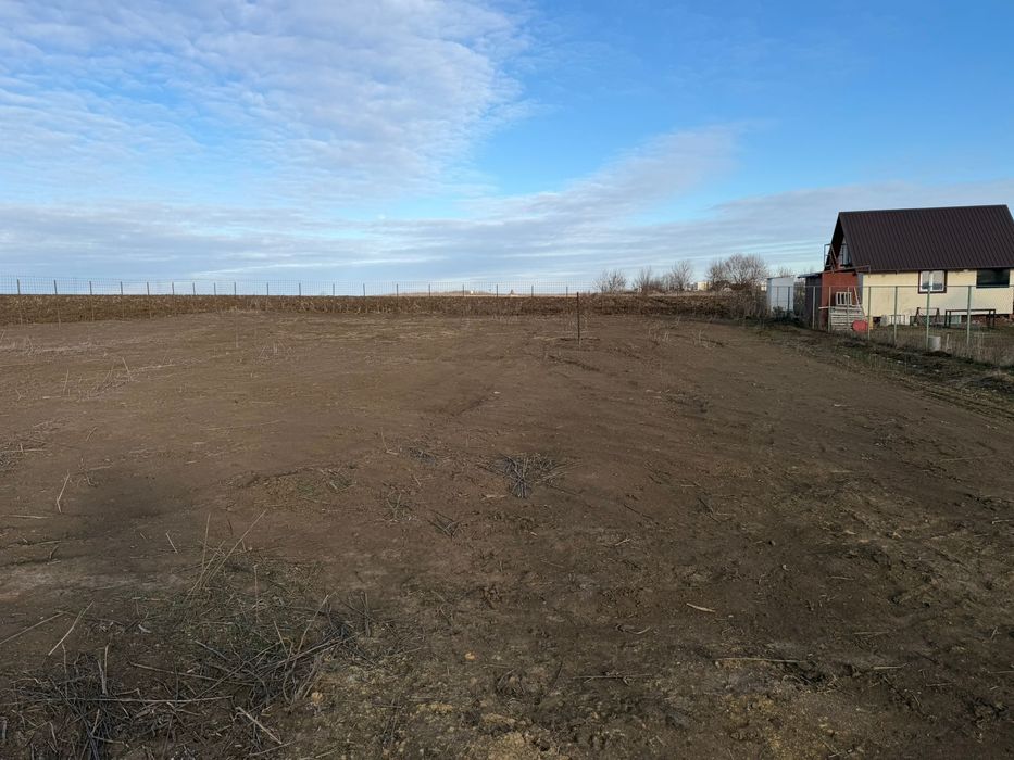 Vand 2 parcele 441mp/442mp  pret pe parcela 40.000€Platou Beldiman 1Decembrie Valea Lupului