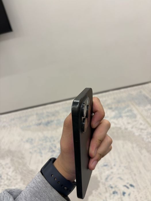 iPhone 15 pro 256gb