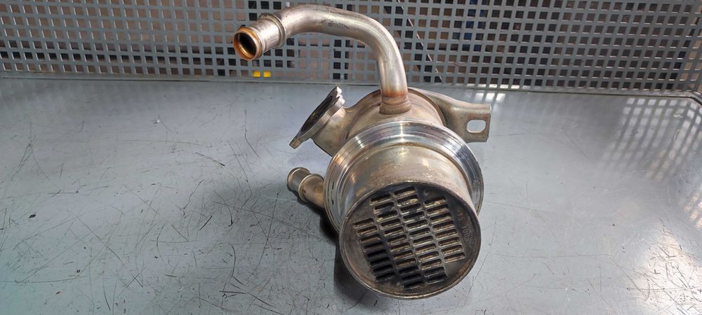 EGR volkswagen vw touran DEF 2.0 cod 04L131512D Behr