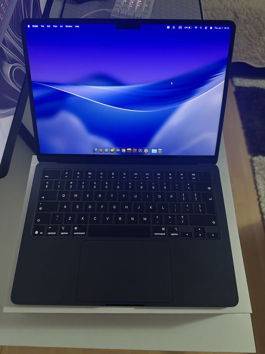 Macbook Air M4 13 inch 16GB RAM
