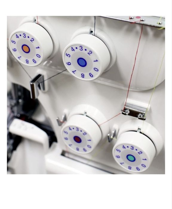 Продам оверлок срочно