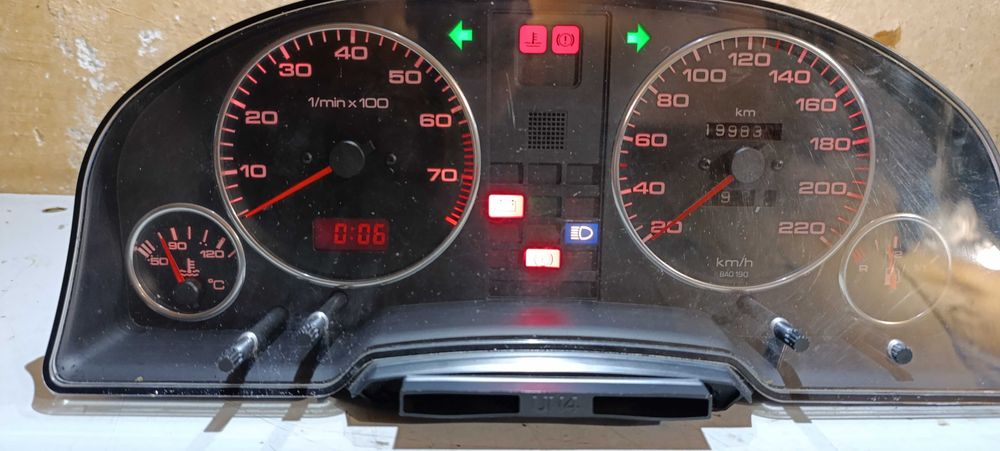 Километражно табло за ауди 80 Б3/Б4