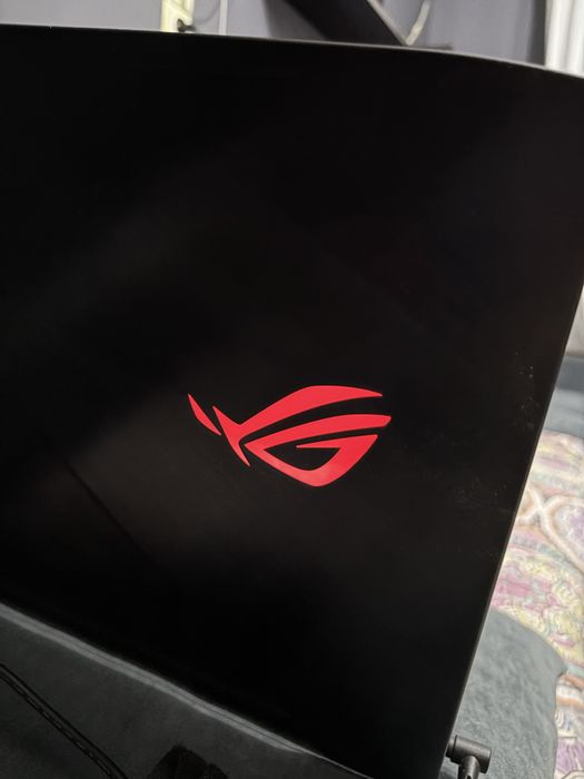 Игровой ноутбук Asus ROG